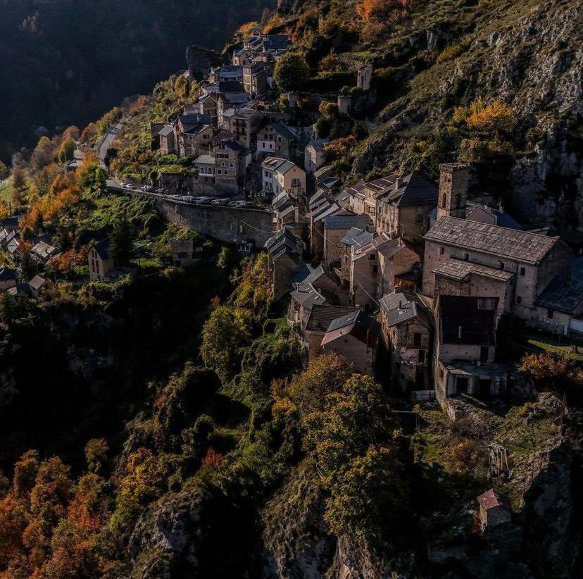 ルビオン La Feniereヴィラ エクステリア 写真